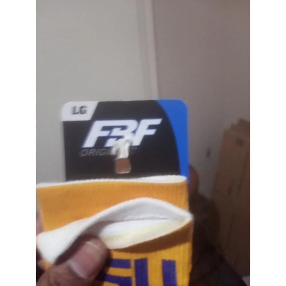 For Bare Feet LSU Tigers V-Curve Soars Socks Size Large L New